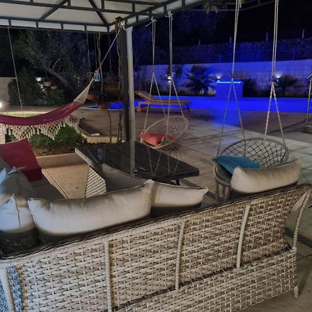 Villa Holiday Apartments バール エクステリア 写真