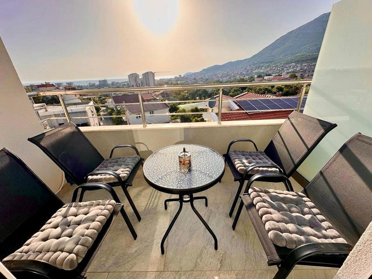 Villa Holiday Apartments バール エクステリア 写真