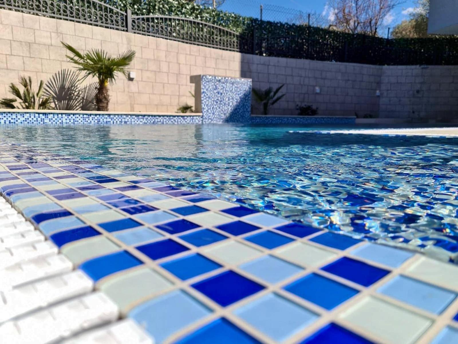 Villa Holiday Apartments バール エクステリア 写真